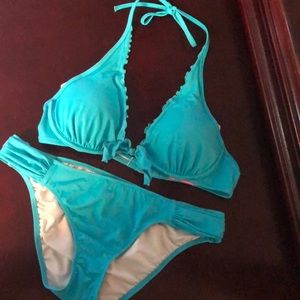 NWOT Victoria’s Secret Bikini 36B / Medium